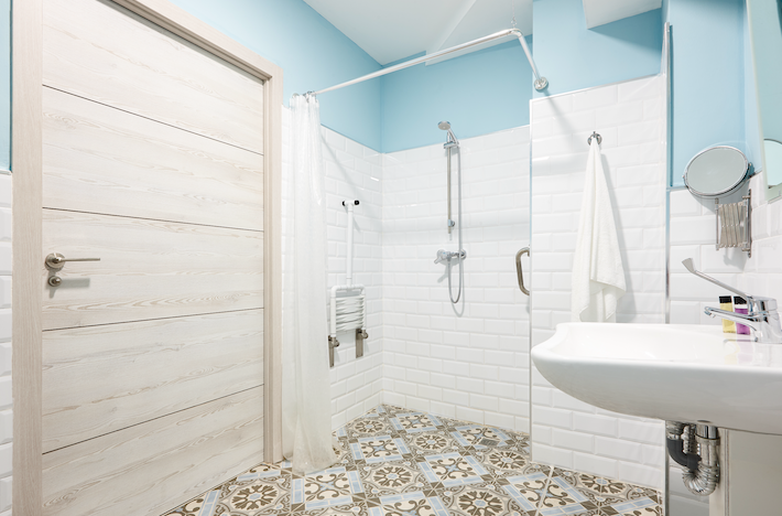 2025 Aging-in-Place Los Angeles: 7 Smart Upgrades Now