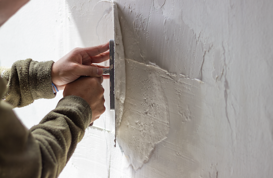 Drywall Crack Repair Los Angeles (2025 Cost & Prevention Guide)